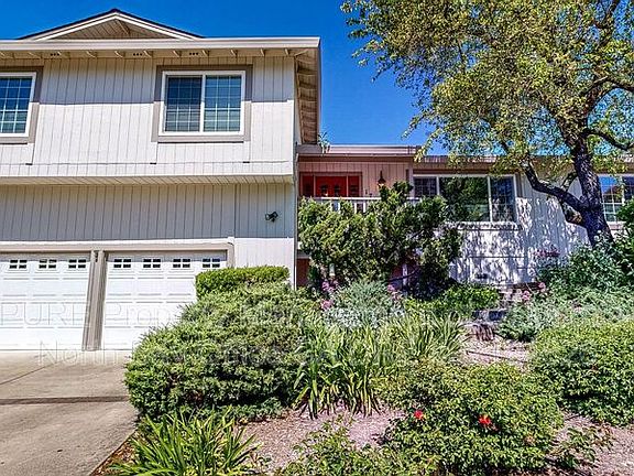 3rd image of 1709 Casita Ct