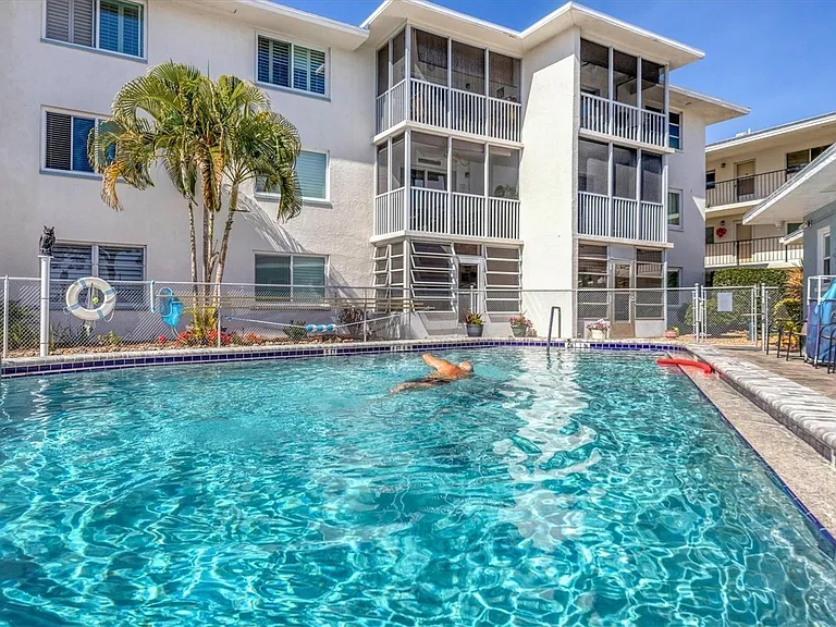 708 Tamiami Trl S #319 — Photo 31