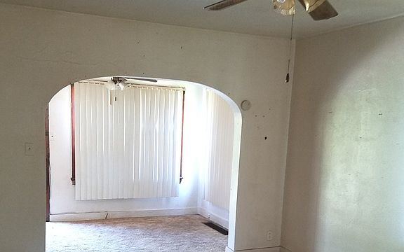3rd image of 712 Vista Ter