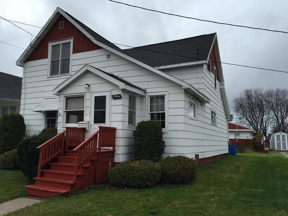 1st image of 1208 Seymour St
