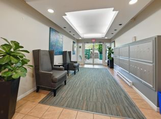 5788 Vine St PENTHOUSE 2, Vancouver, BC V6M 4L8