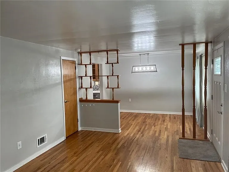 536 Portia Dr — Photo 6