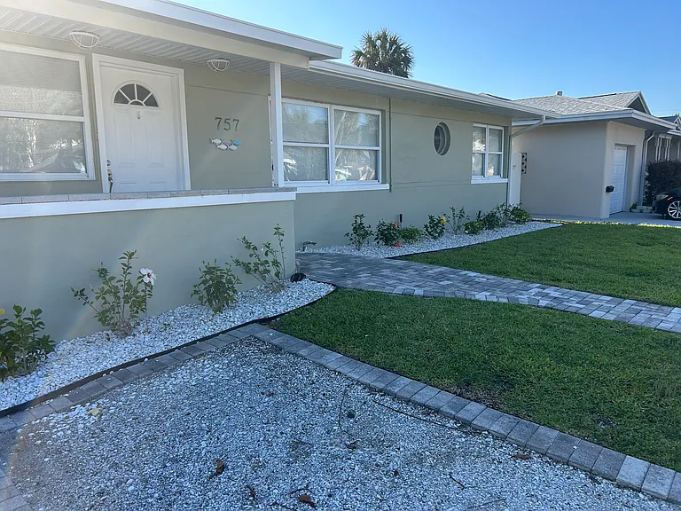 757 Mandalay Ave — Photo 21