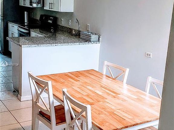 4th image of 3349 Emerald Oaks Dr #105