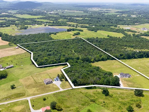 7838 Woodfin Rd, Christiana, TN 37037