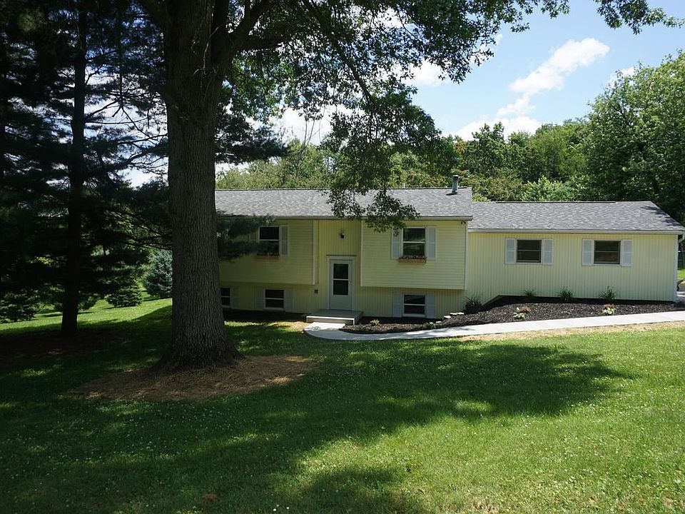 1st image of 3926 Charity Dr NW