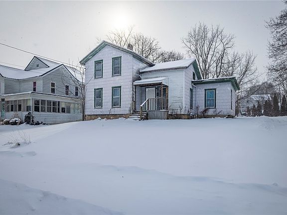 3rd image of 54 Gardeau St