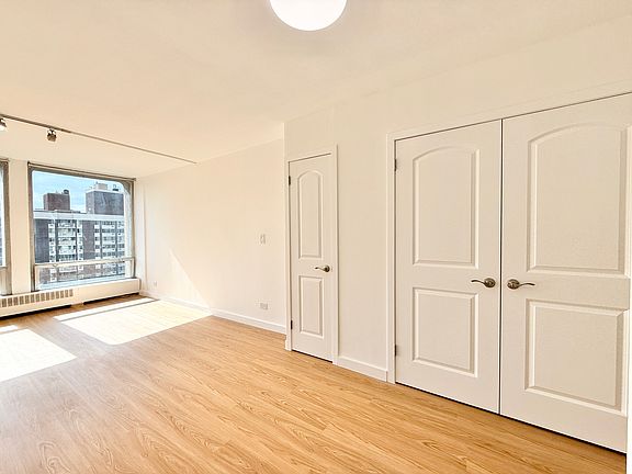 4th image of 343 E 30th St APT 11F