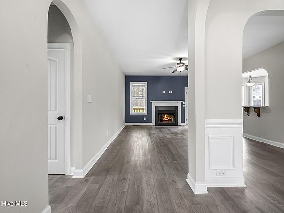 5th image of 317 Nelson Lane