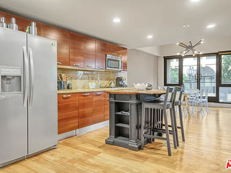 460 S Spring St #212 — Photo 11