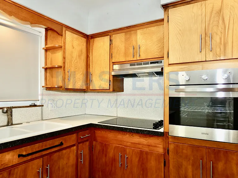 1028 Rosedale St — Photo 7