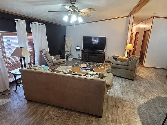 4th image of 1830 Sundance Dr