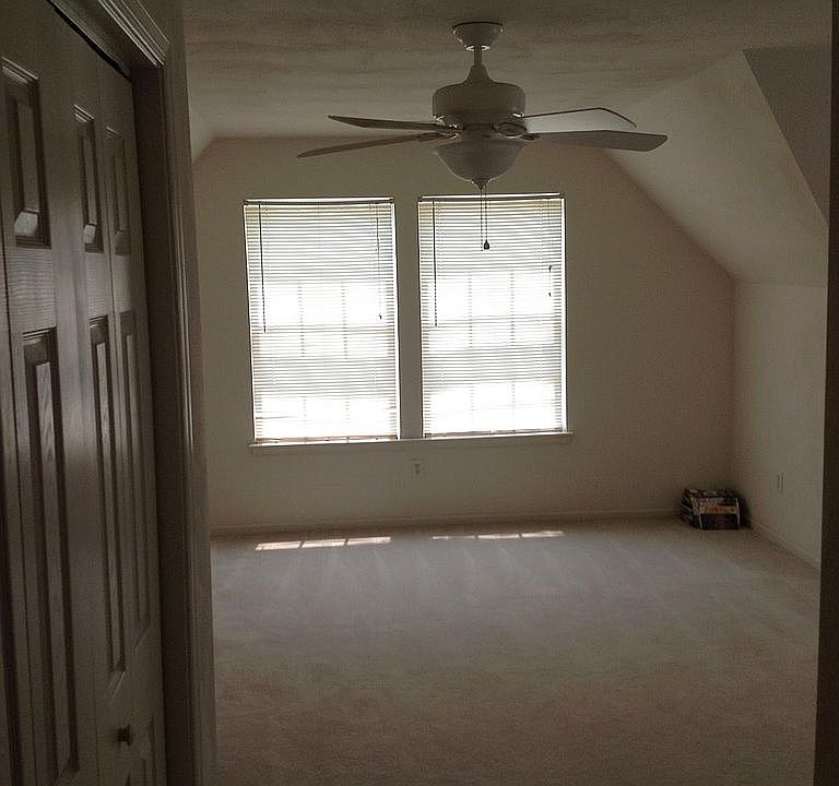Large room over the garage