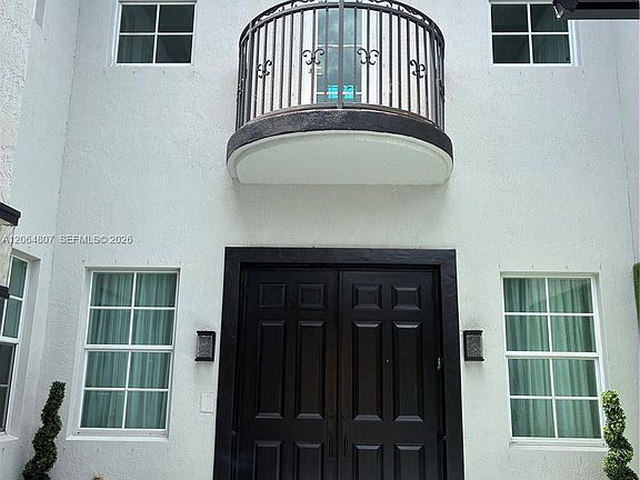 5th image of 7896 NW 110th Dr