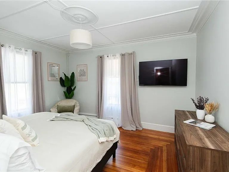 16 Pond Ave #1 — Photo 9