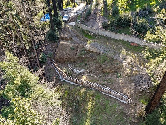 3rd image of 340 Everest Dr