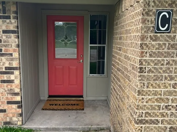 4106 Stuart St, Greenville, TX 75401
