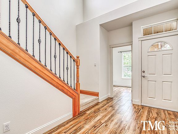 5th image of 15718 NE 20th Pl