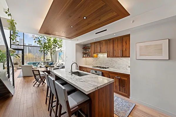 Sold by SERHANT. | media 4