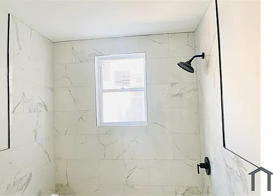 2 bed, 900 sqft, $1,300 — Photo 3