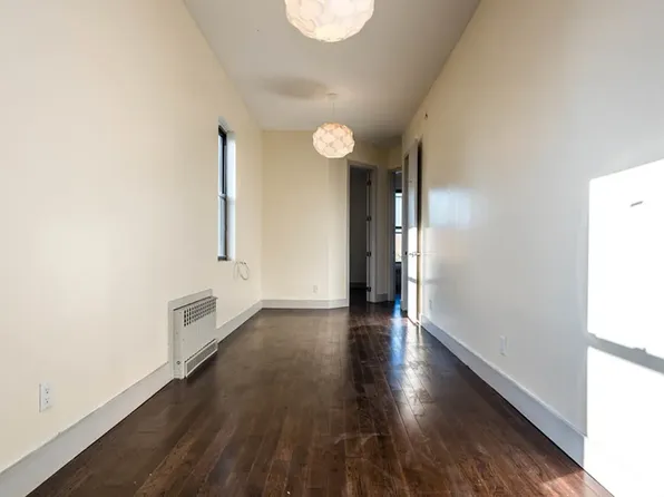 26 Wilson Avenue image 6 of 13