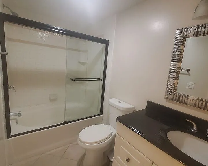 Parado Del Sol Dr — Photo 18