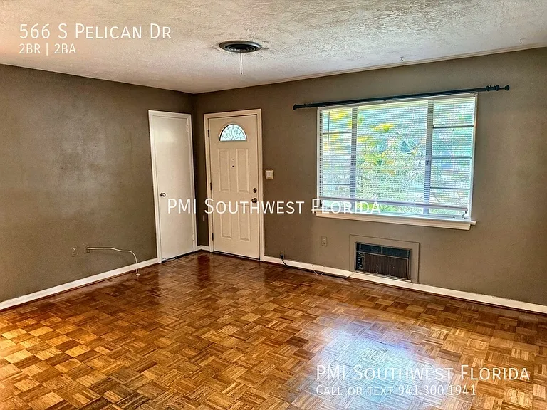 566 S Pelican Dr — Photo 5
