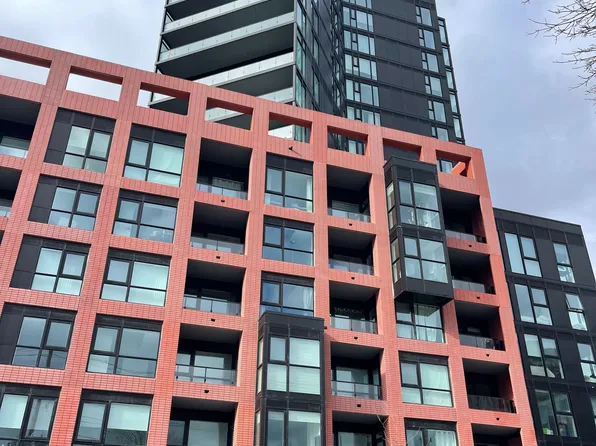 8 Tippett Rd #1010, Toronto, ON M3H 0E7