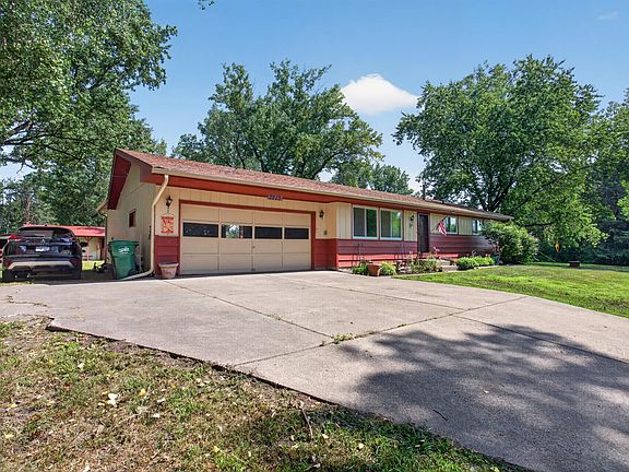 3rd image of 7213 153rd Ln NW