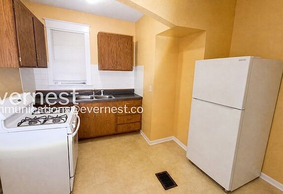 4th image of 3400 E 69th St