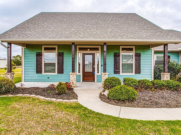 3rd image of 2725 Laurel Oaks