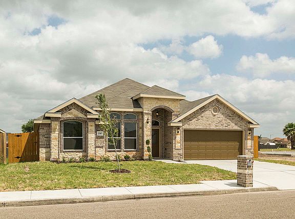 3rd image of 2307 Mimosa Dr