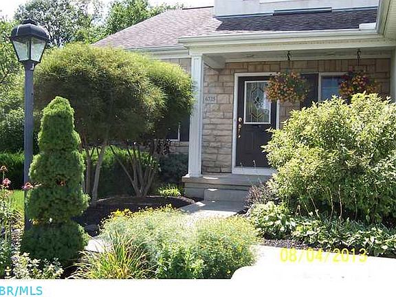 2nd image of 6725 Blue Holly Dr