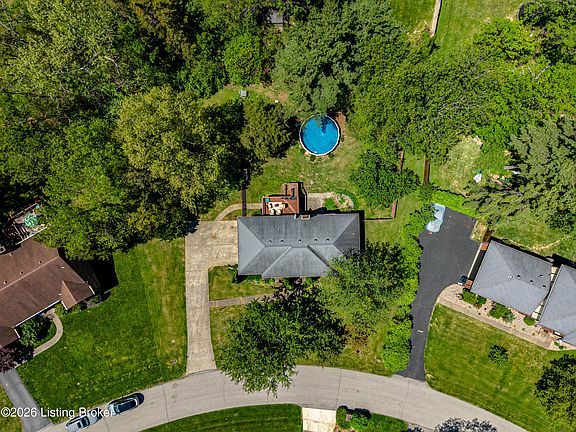 3rd image of 5121 McGregor Dr