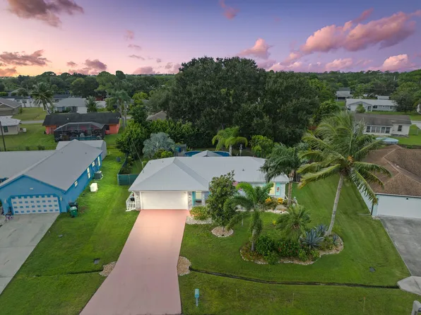 2114 SE Midtown Road, Port St Lucie, FL 34952