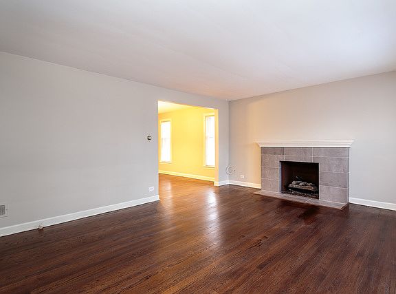 4th image of 7031 N Ionia Ave
