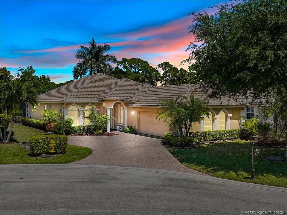 1st image of 4727 NW Winter Oak Ct