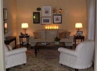 462 Gentle Breeze Cir, Fredericksburg, VA 22406