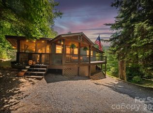 4606 Hemphill Rd, Waynesville, NC 28786