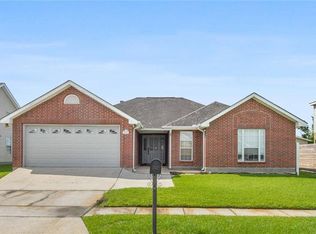2237 Brighton Pl, Harvey, LA 70058