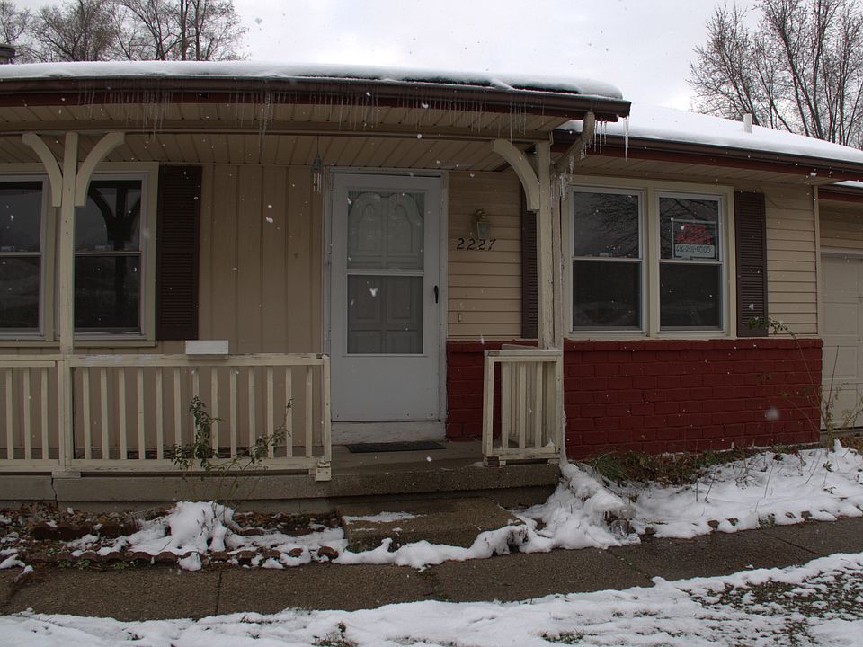 1st image of 2227 Countrywood Dr SE
