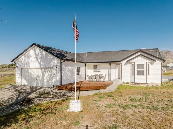 890 Bronco Dr, Spring Creek, NV 89815