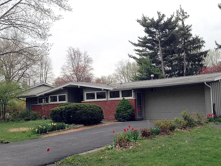 1914 S Harding Dr — Photo 15