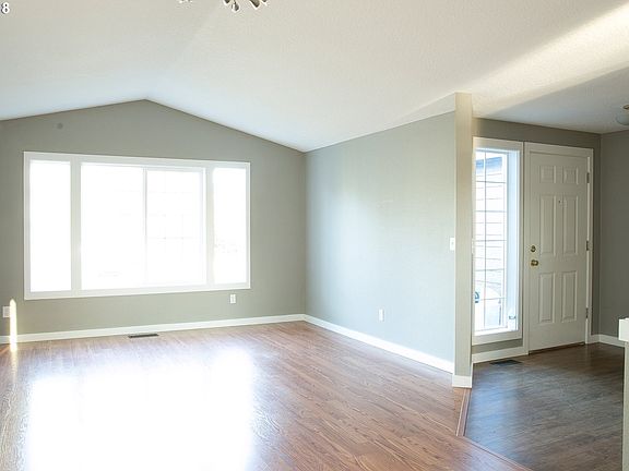 3rd image of 1641 SE 60th Ct