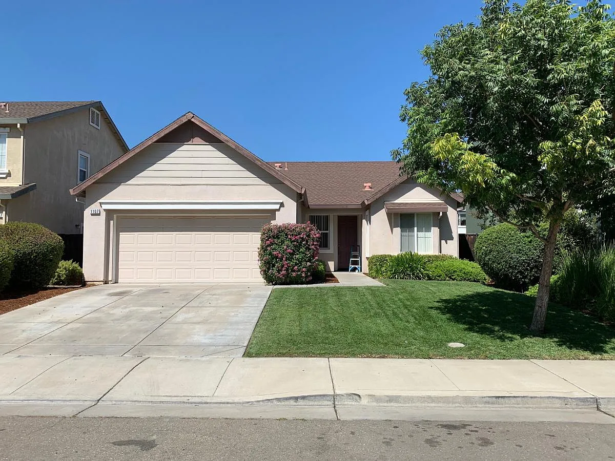 1107 Atherton Dr photo 1