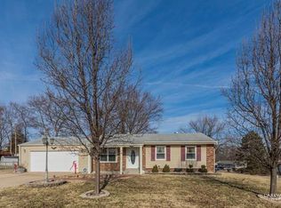 633 Madison Dr, Arnold, MO 63010