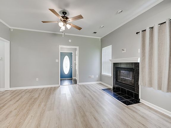 2nd image of 2818 Gage Dr