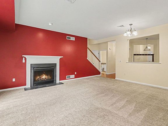 5th image of 645 Springhouse Ln
