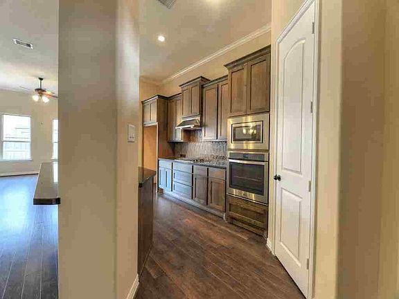 4th image of 17810 Pecan Bayou Ln