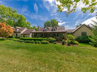 8405 Dines Rd, Novelty, OH 44072